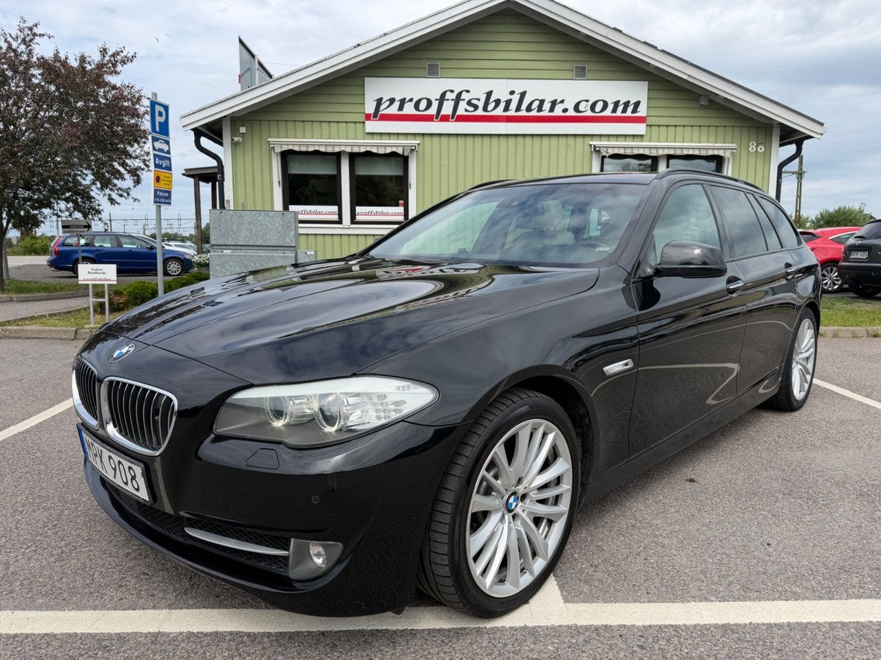 BMW 530d 2011 – bild 1 av 24