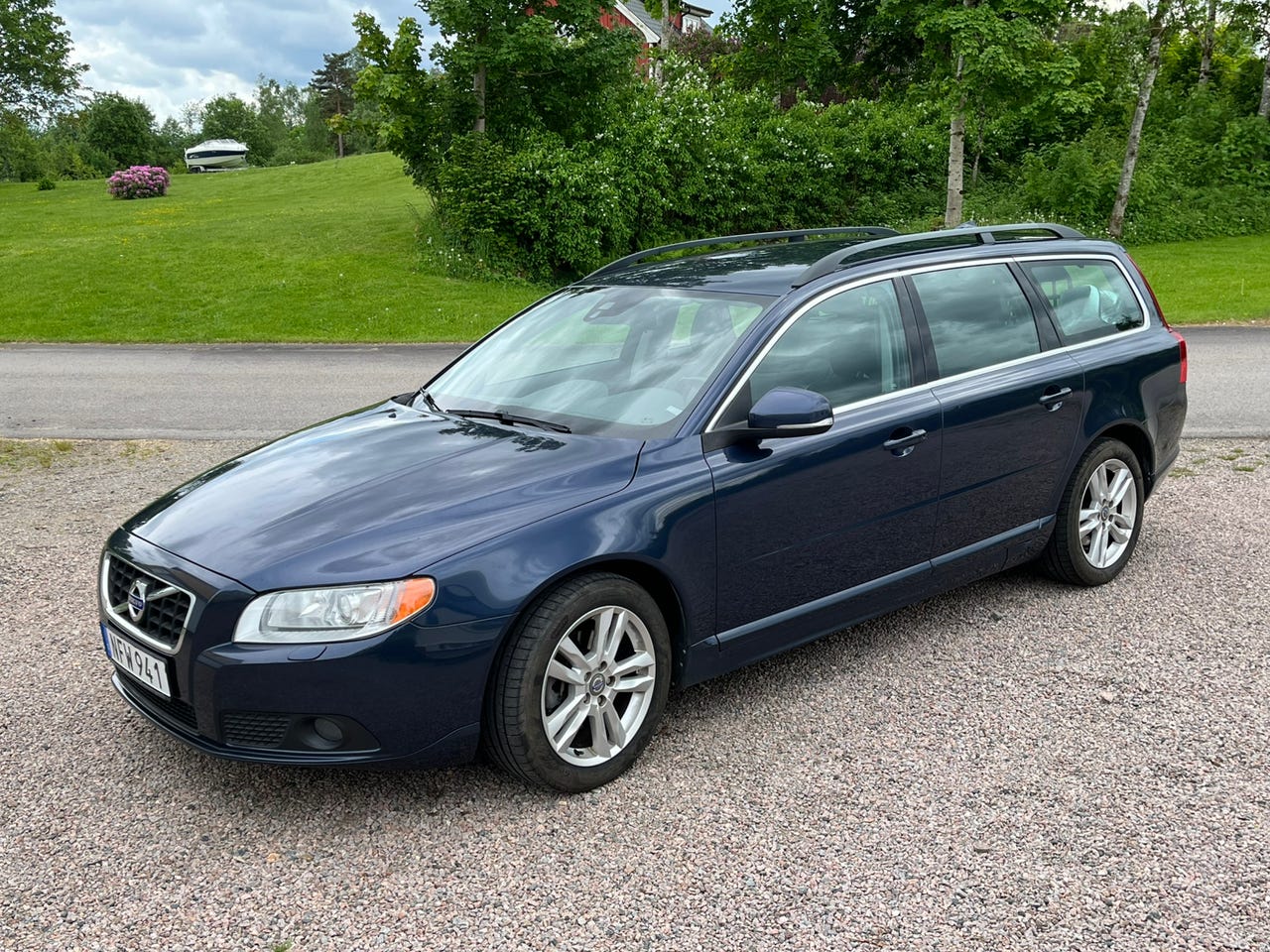 Volvo V70 2013 – bild 1 av 6