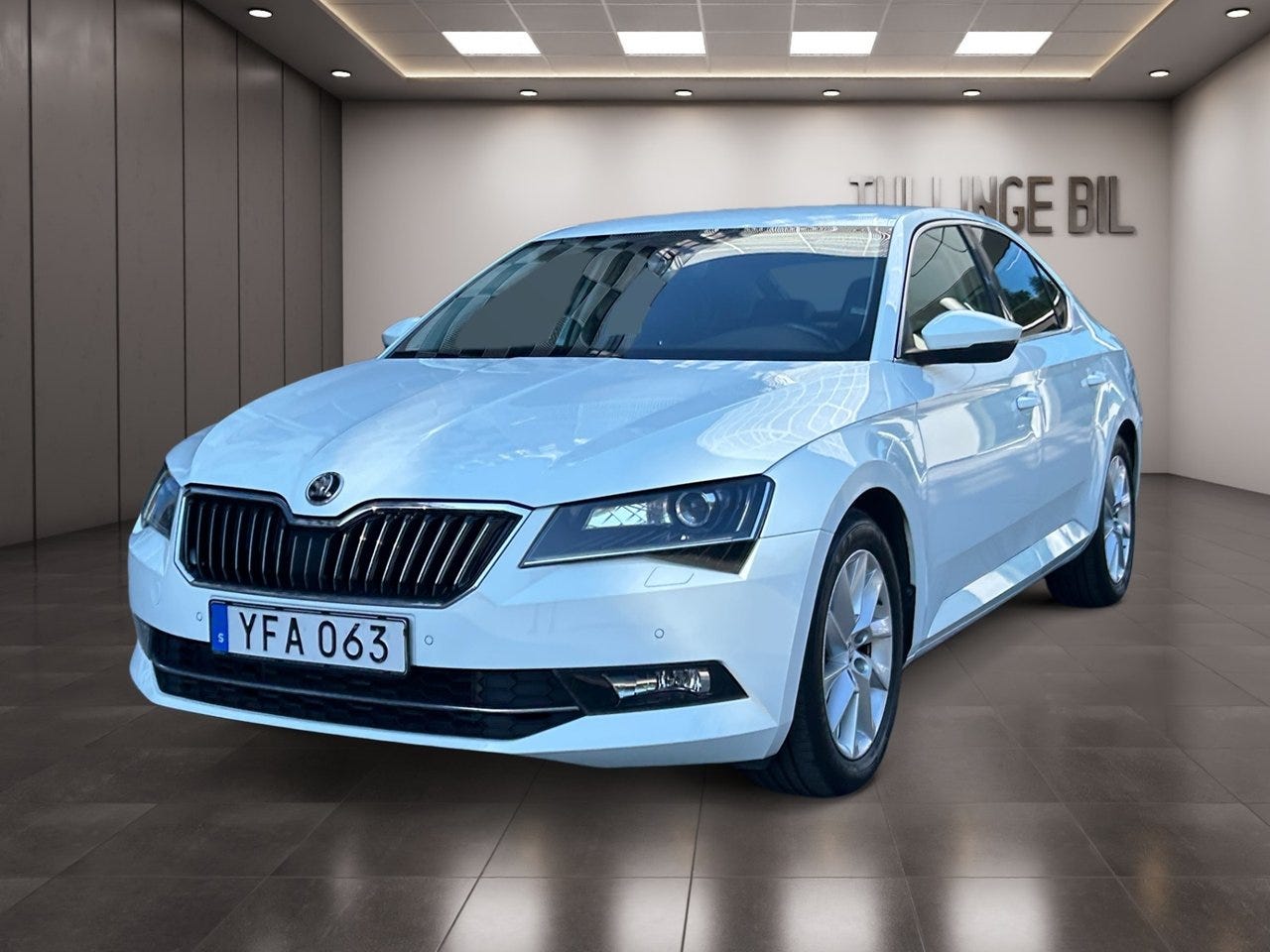 Skoda Superb 2017 – bild 1 av 24