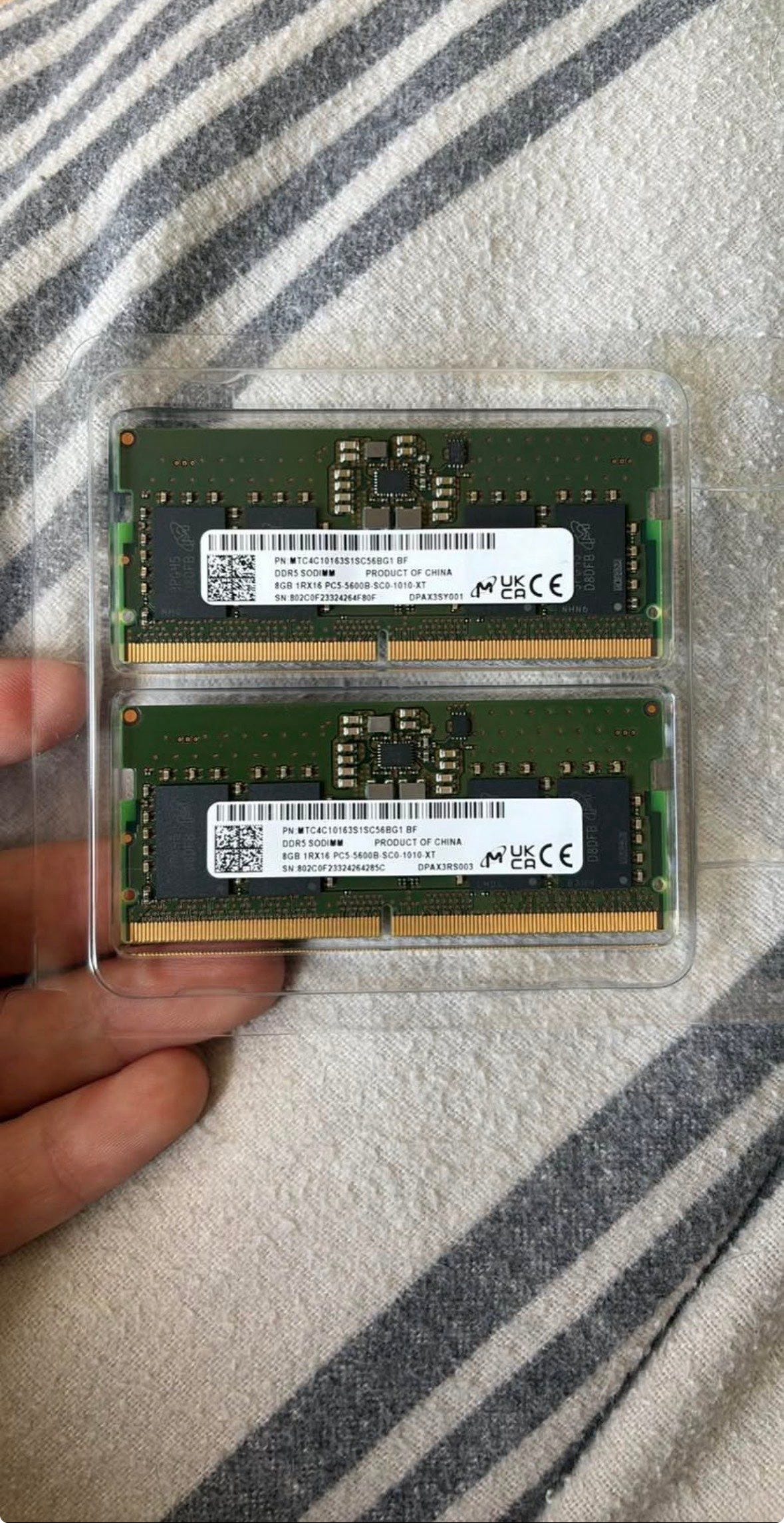 RAM sticks 16GB (2 x 8GB) DDR5 SODIMM Lenovo 4X71K08906 Memory