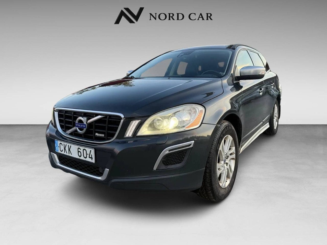 Volvo XC60 2010 – bild 1 av 8