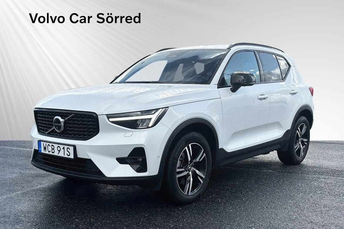 Volvo XC40 2026 – bild 1 av 11