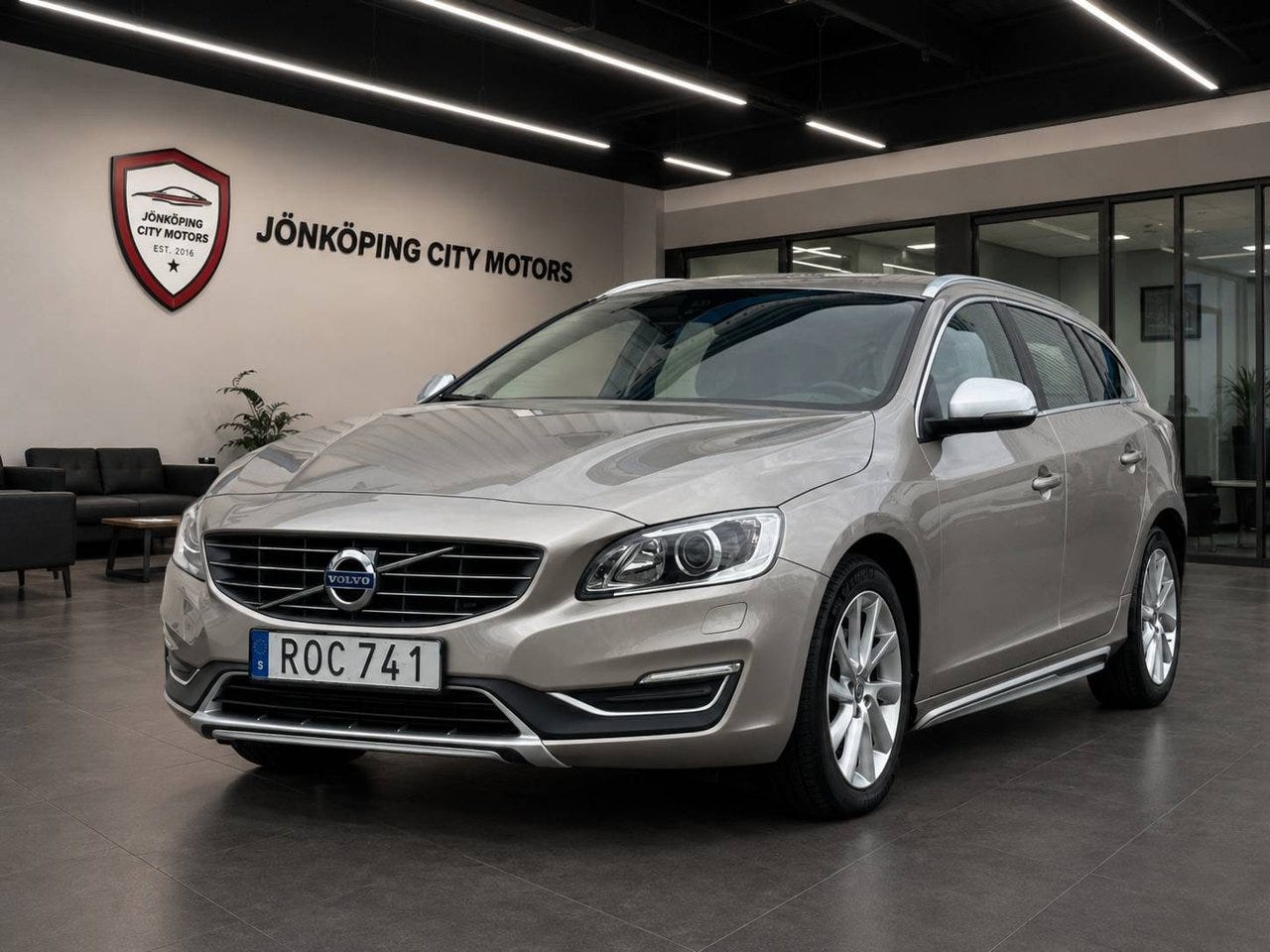 Volvo V60 2015 – bild 1 av 21