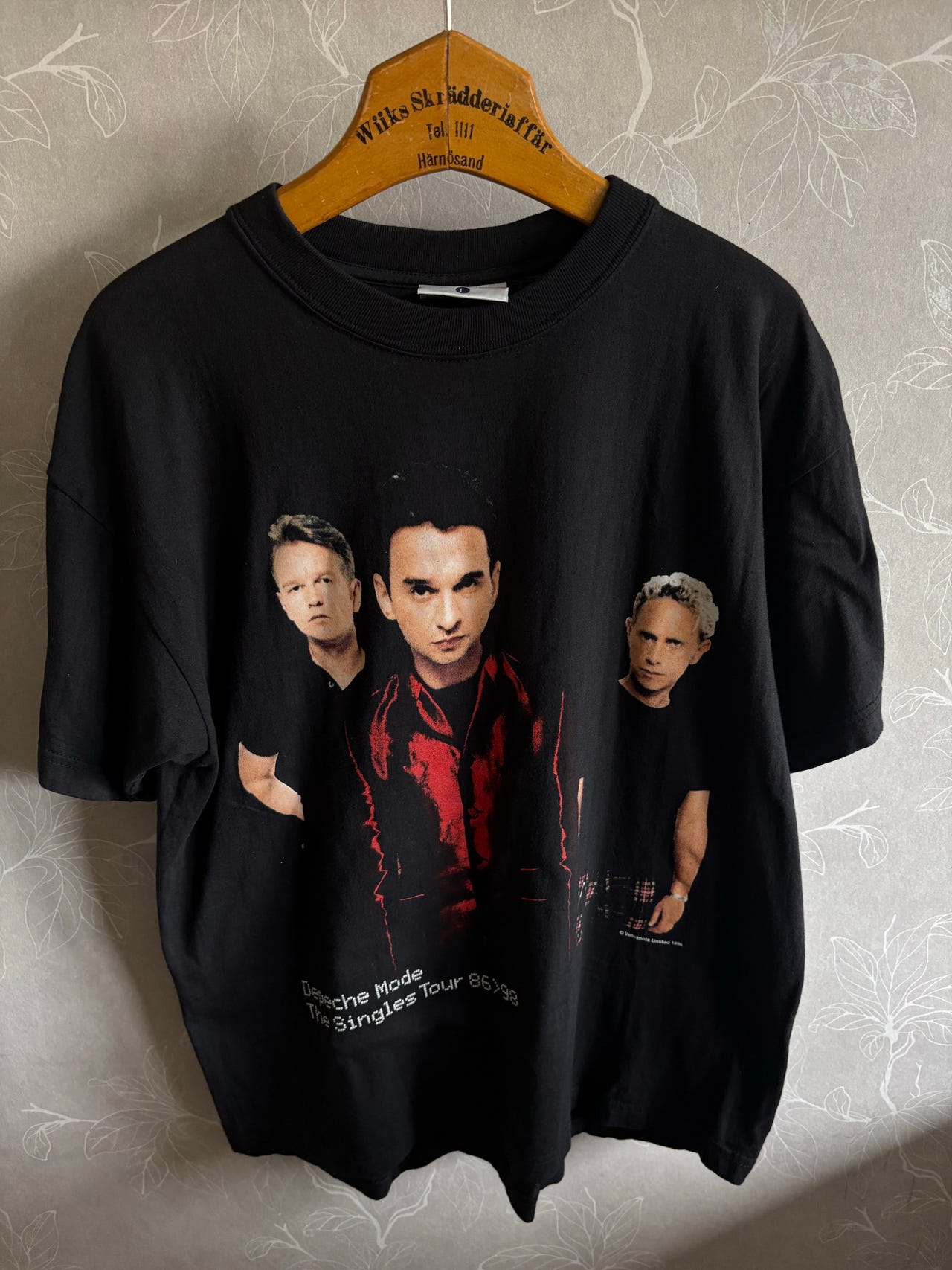 Vintage Depeche Mode T-shirt – The Singles Tour 86>98 (1998 