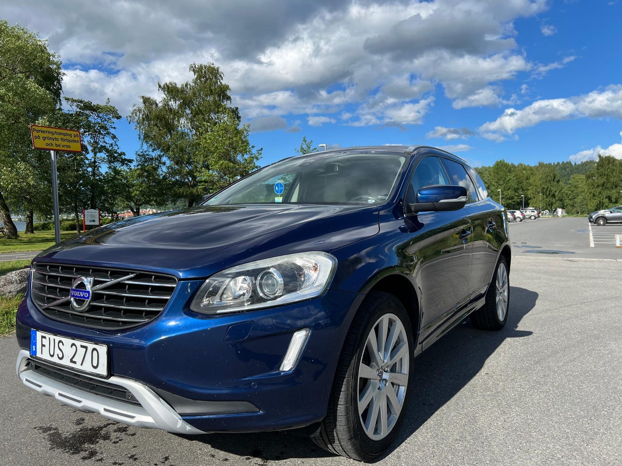 Volvo XC60 2016 – bild 1 av 12