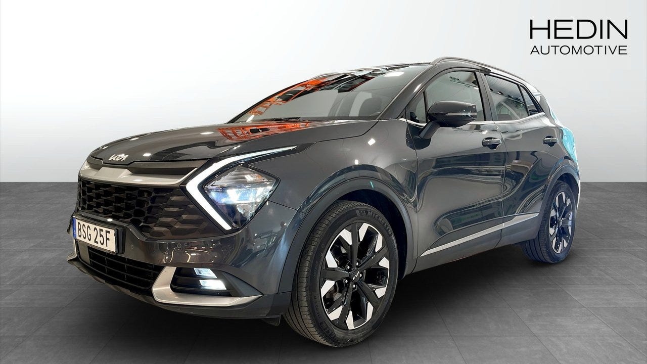 Kia Sportage 2022 – bild 1 av 12