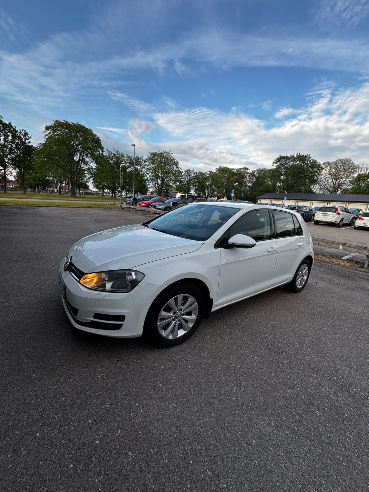 Volkswagen Golf VII 2014 – bild 1 av 2