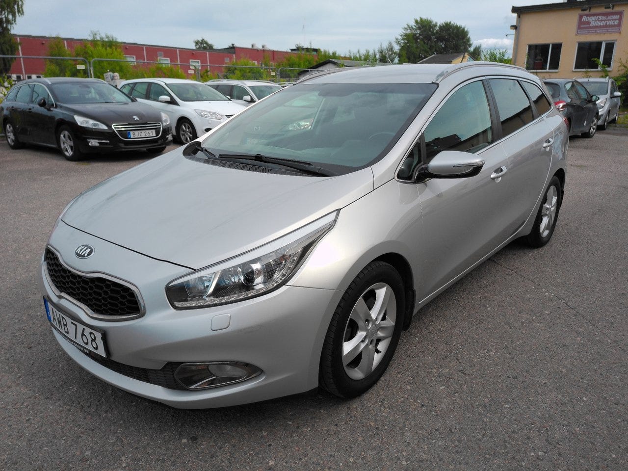 Kia Ceed 2014 – bild 1 av 12
