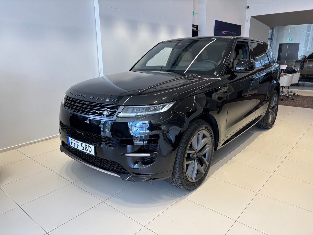 Land Rover Range Rover Sport 2026 – bild 1 av 9