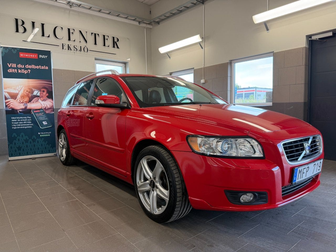 Volvo V50 2012 – bild 1 av 13