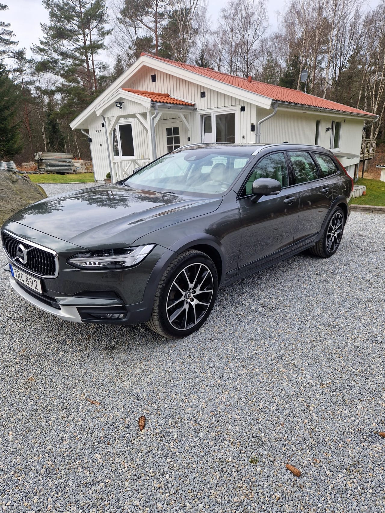 Volvo V90 Cross Country 2018 – bild 1 av 14