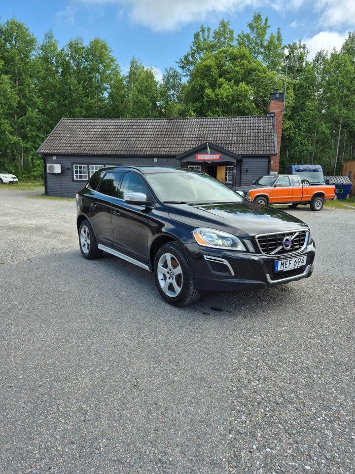 Volvo XC60 2013 – bild 1 av 3