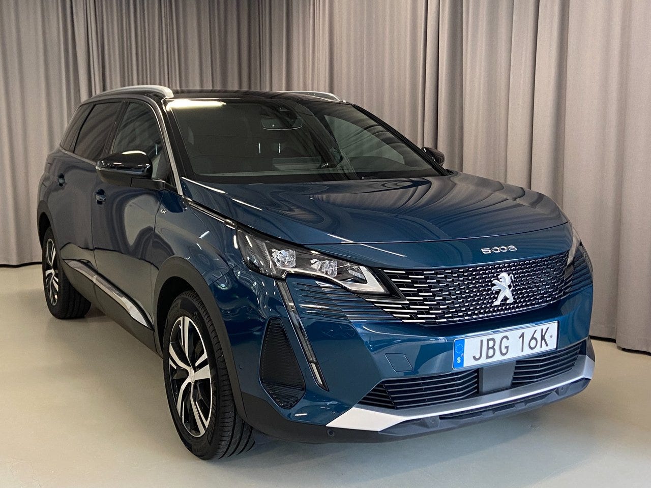 Peugeot 5008 2023 – bild 1 av 21