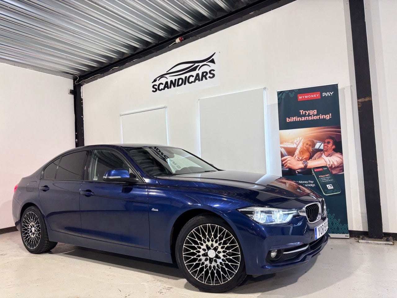 BMW 320d 2018 – bild 1 av 24