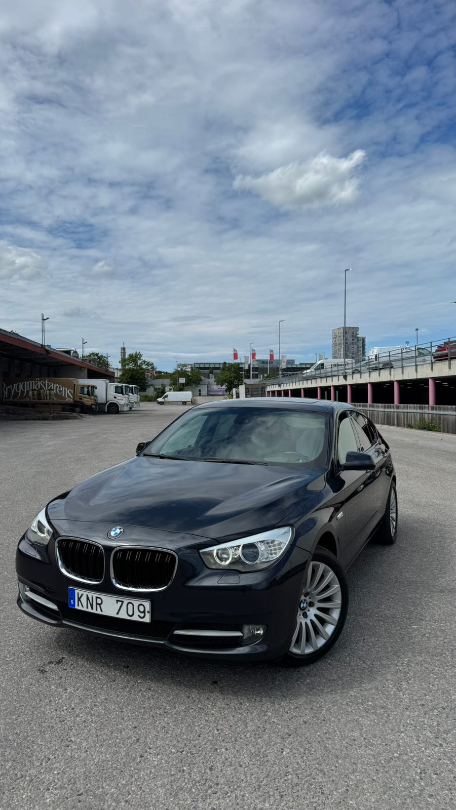 BMW 530d 2010 – bild 1 av 20