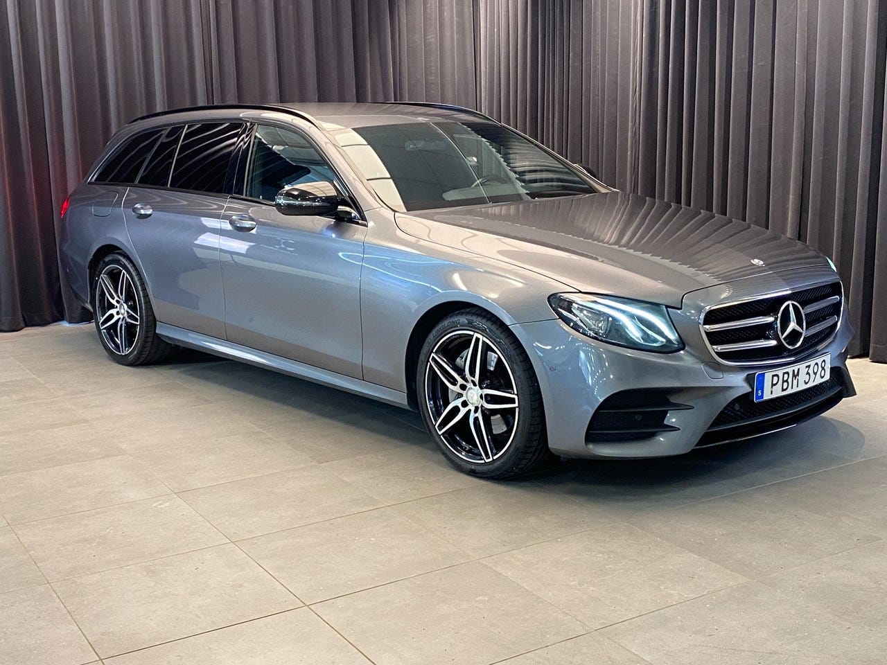 Mercedes-Benz E220 2017 – bild 1 av 24