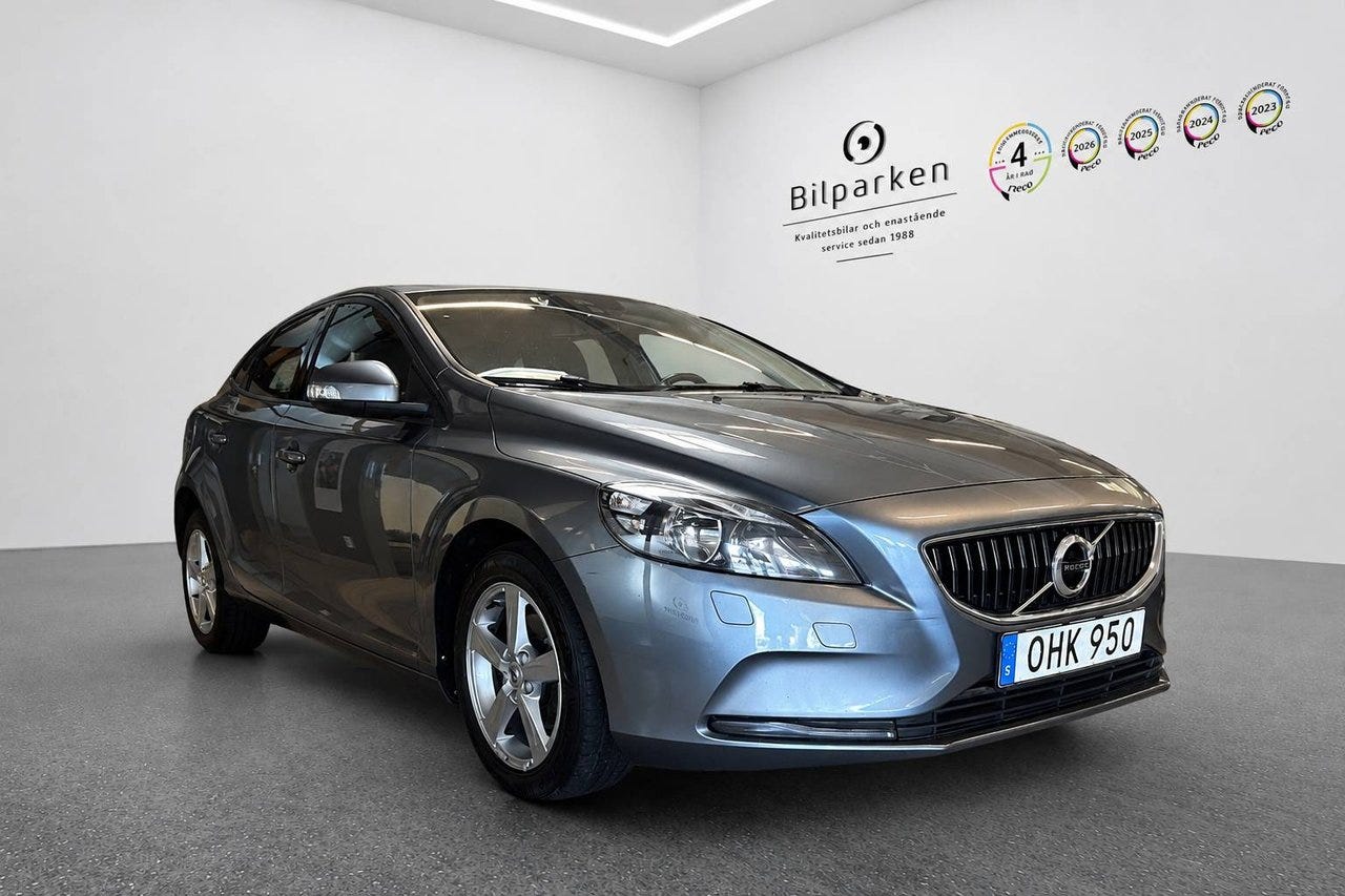 Volvo V40 2017 – bild 1 av 17