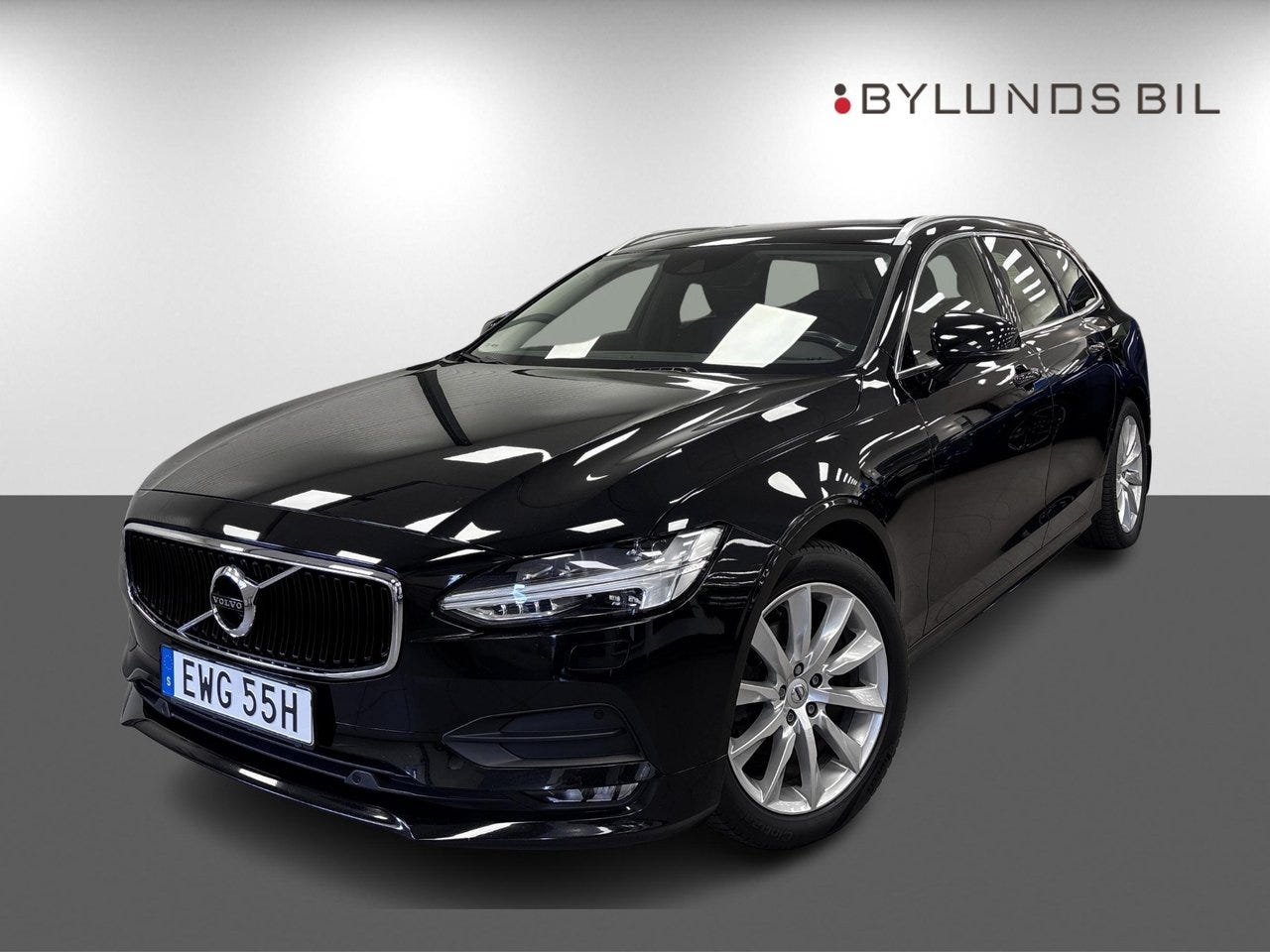 Volvo V90 2020 – bild 1 av 15