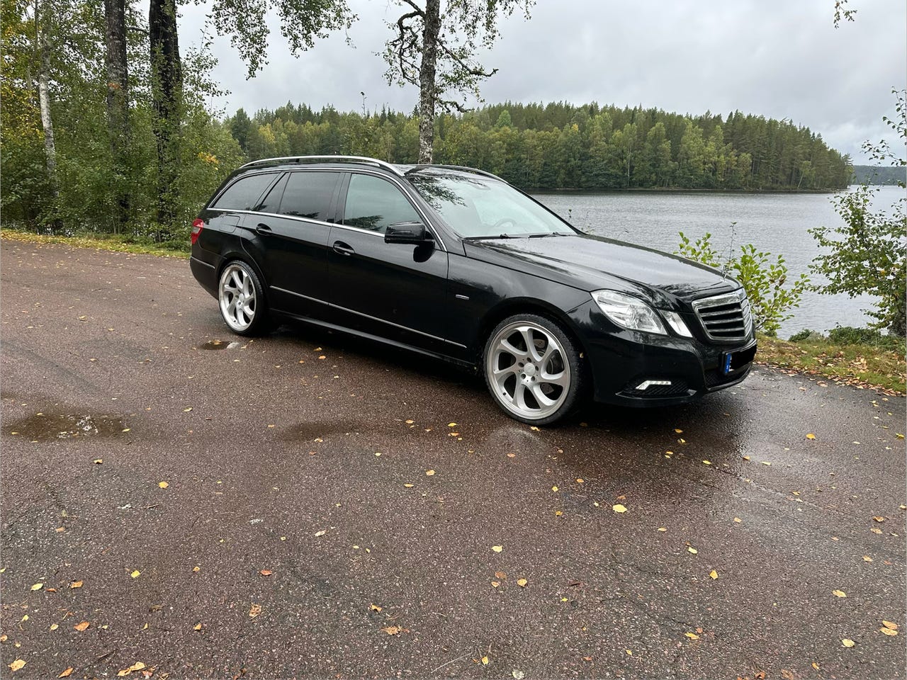 Mercedes-Benz E350 2010 – bild 1 av 4