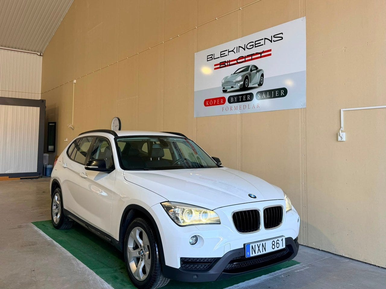 BMW X1 2014 – bild 1 av 21