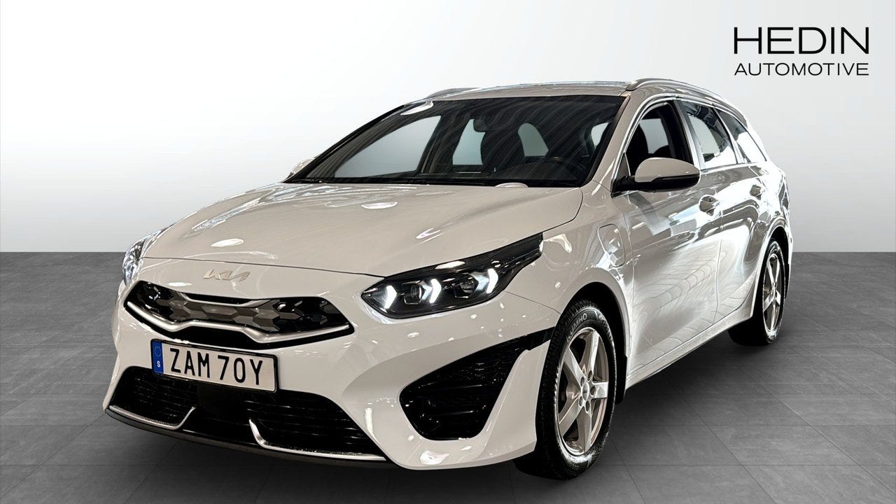 Kia Ceed 2023 – bild 1 av 21