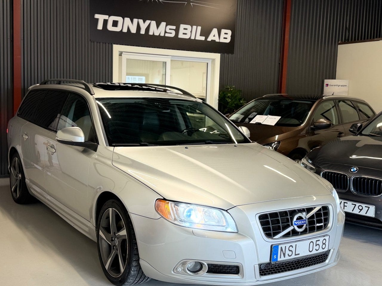 Volvo V70 2013 – bild 1 av 23