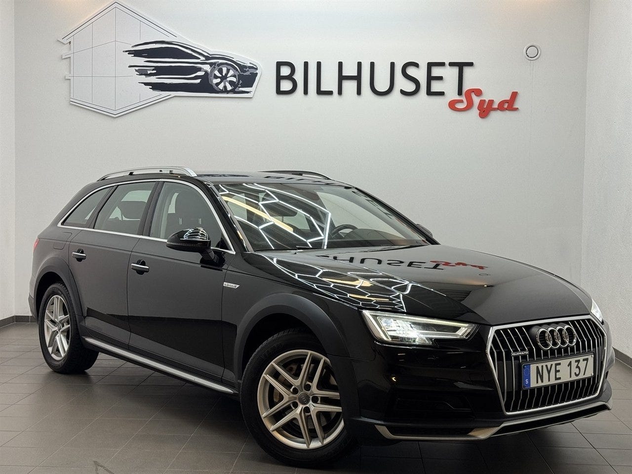 Audi A4 allroad 2017 – bild 1 av 19