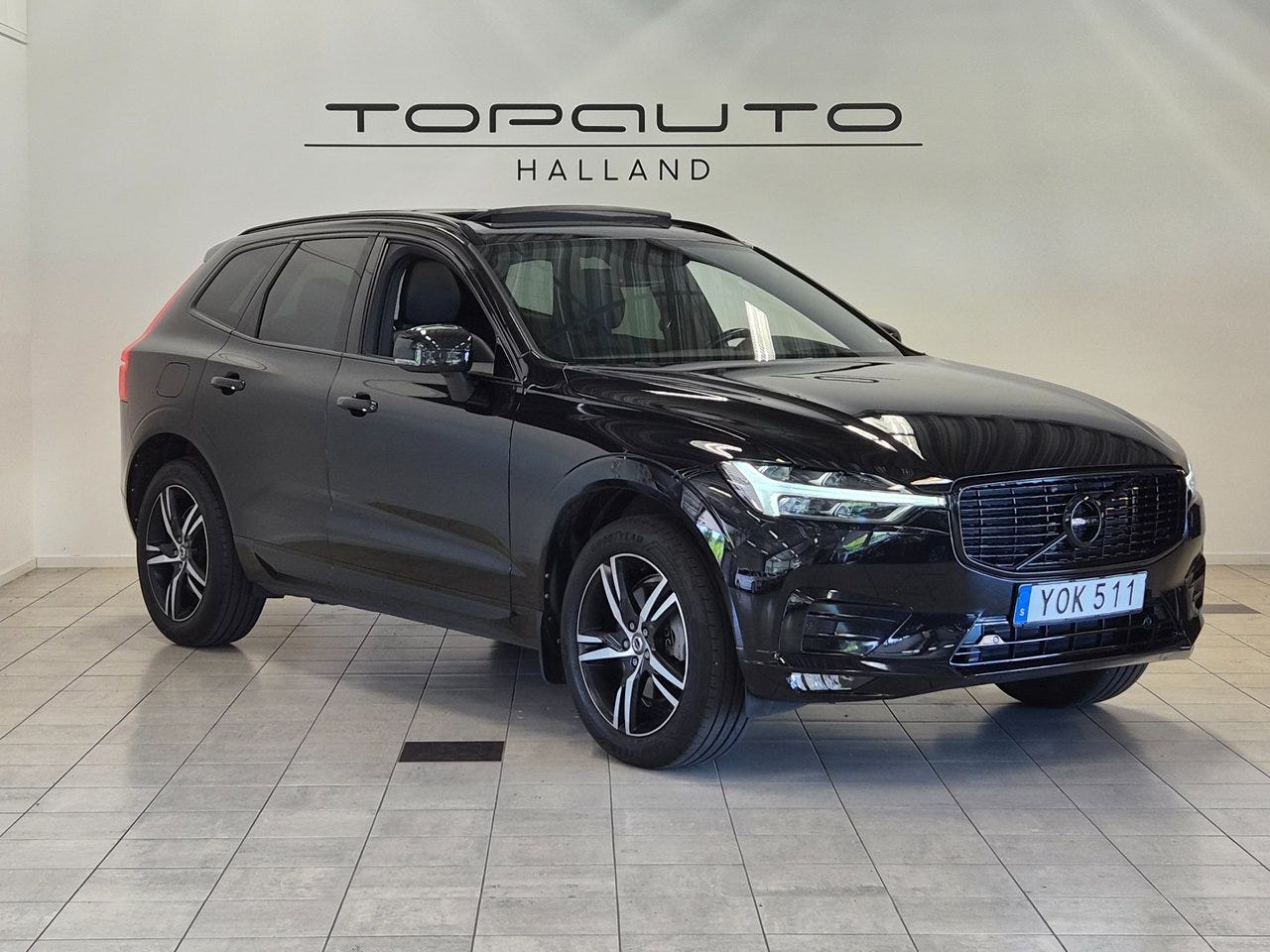 Volvo XC60 2018 – bild 1 av 24