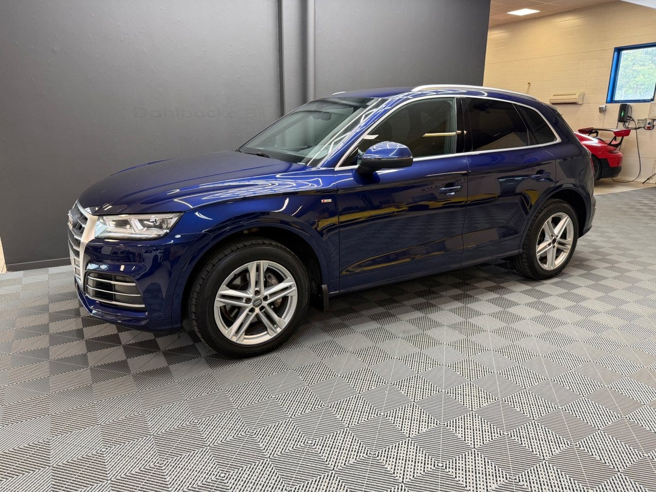 Audi Q5 2017 – bild 1 av 10