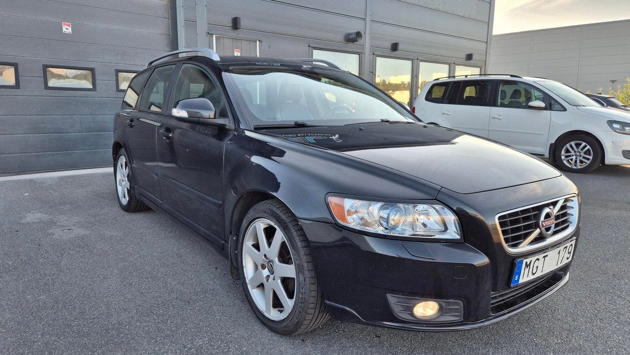 Volvo V50 2012 – bild 1 av 8