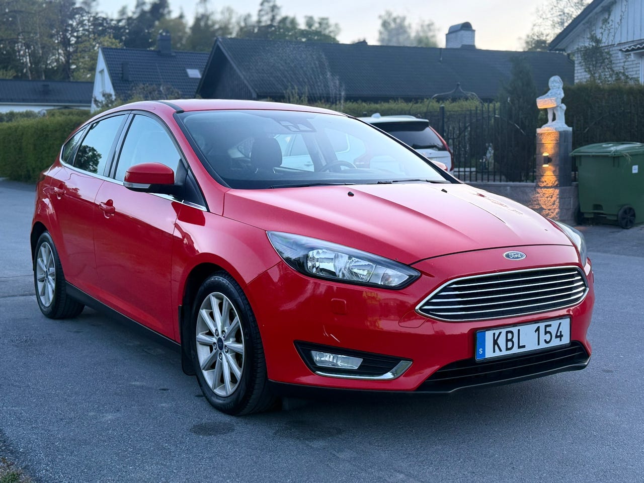 Ford Focus 2016 – bild 1 av 10