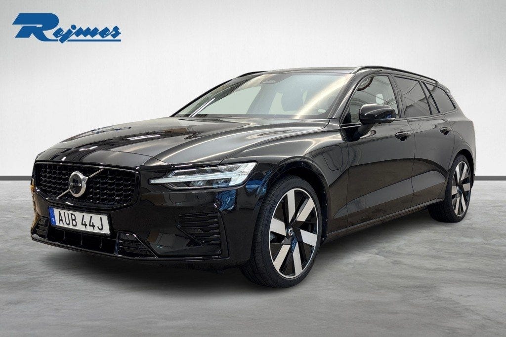 Volvo V60 2024 – bild 1 av 24
