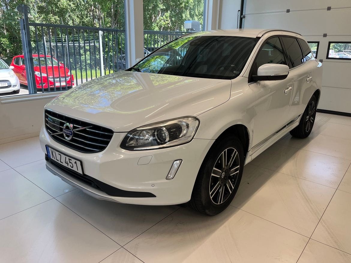 Volvo XC60 2017 – bild 1 av 6