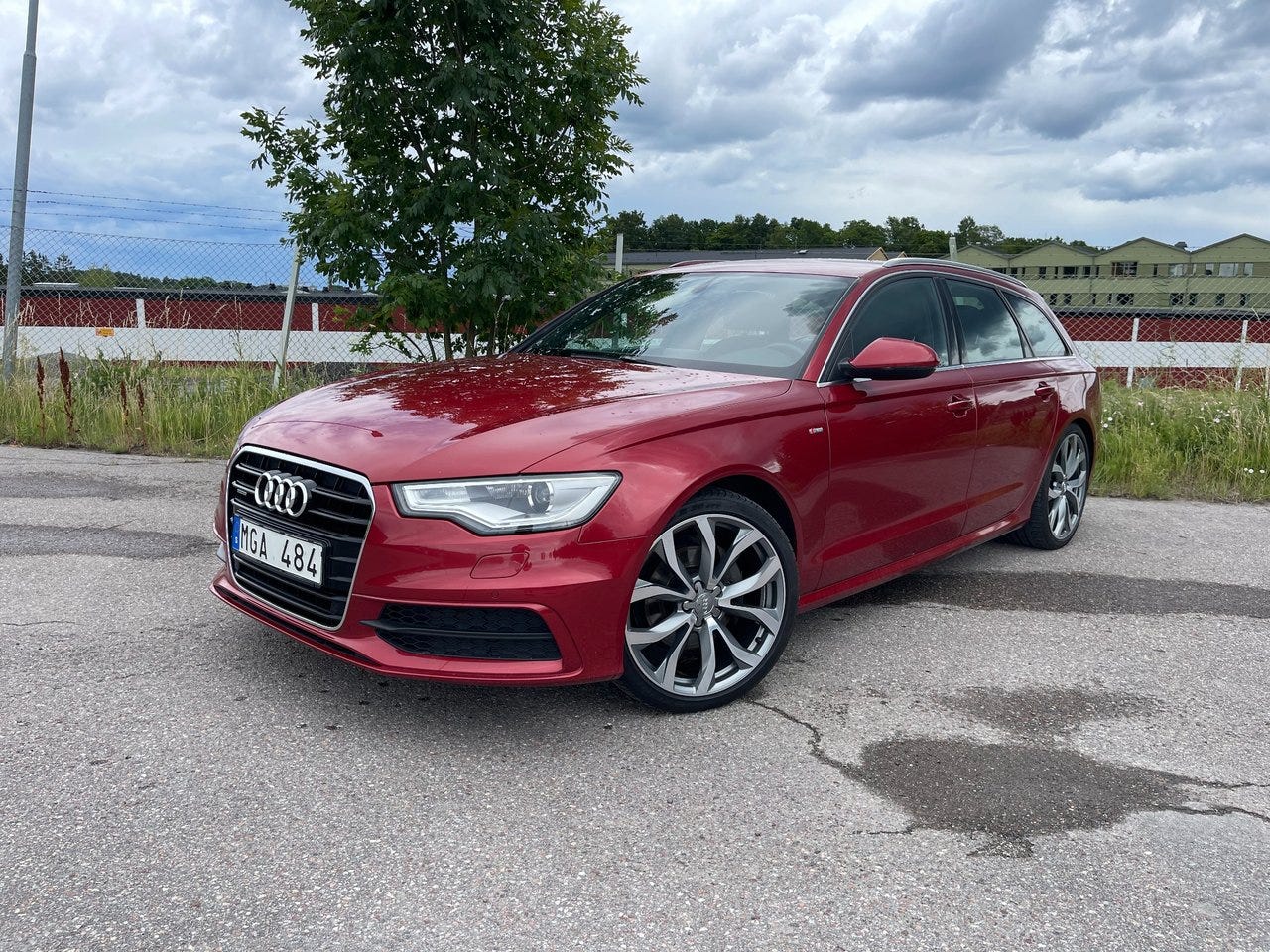Audi A6 2012 – bild 1 av 13