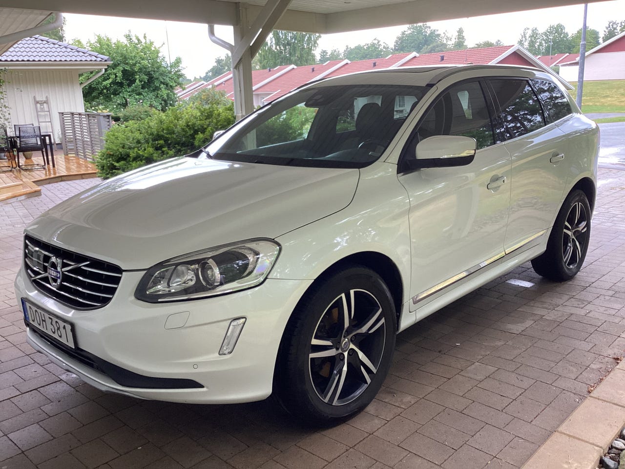 Volvo XC60 2016 – bild 1 av 5
