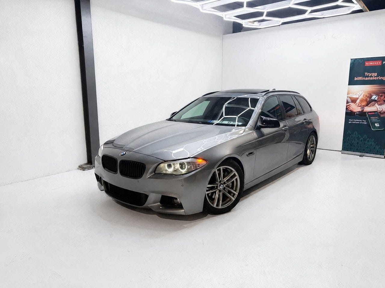 BMW 535d 2011 – bild 1 av 12