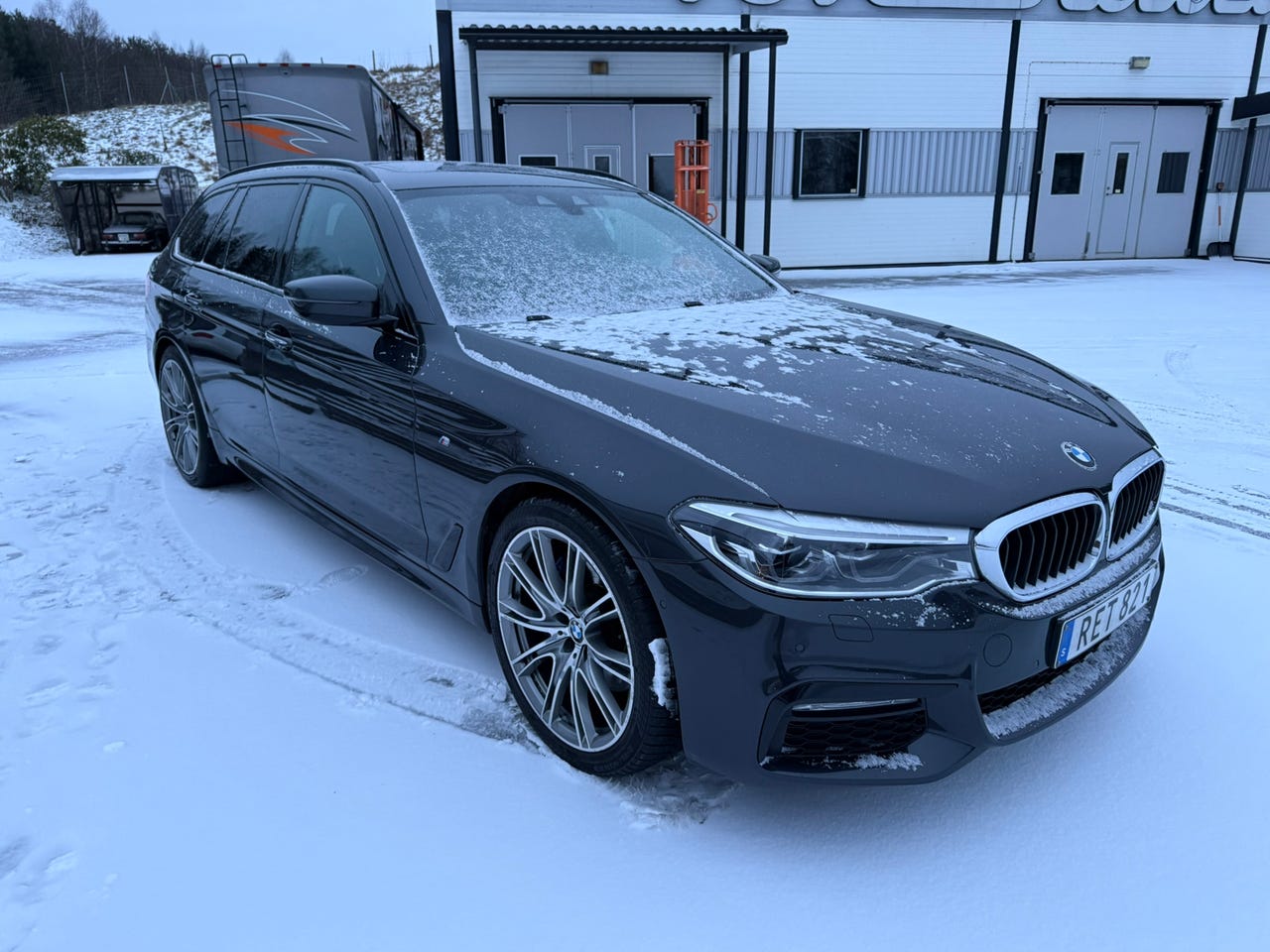BMW 530d 2018 – bild 1 av 9
