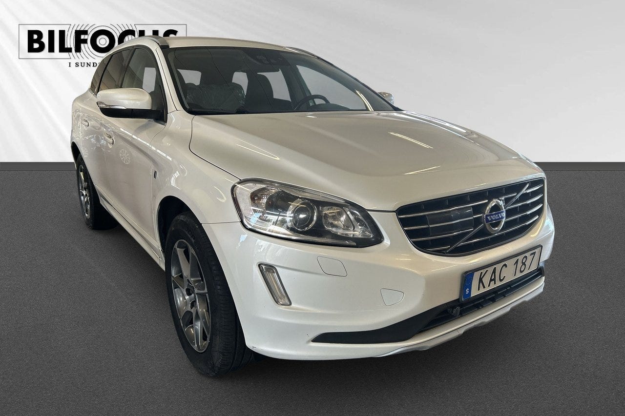 Volvo XC60 2016 – bild 1 av 6