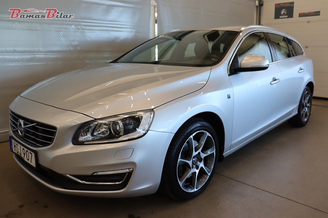 Volvo V60 2016 – bild 1 av 19