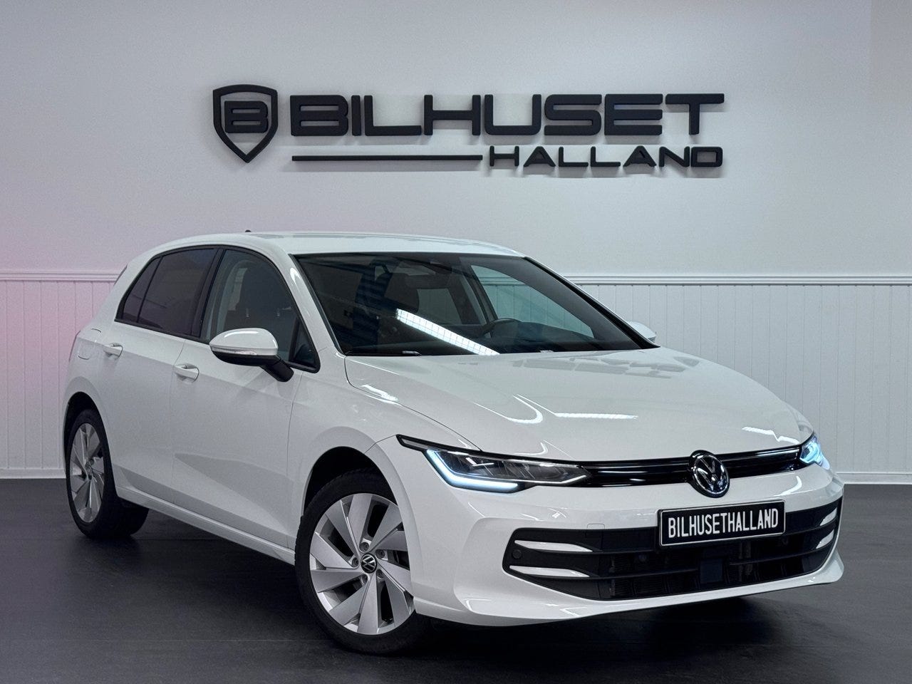 Volkswagen Golf I 2024 – bild 1 av 24