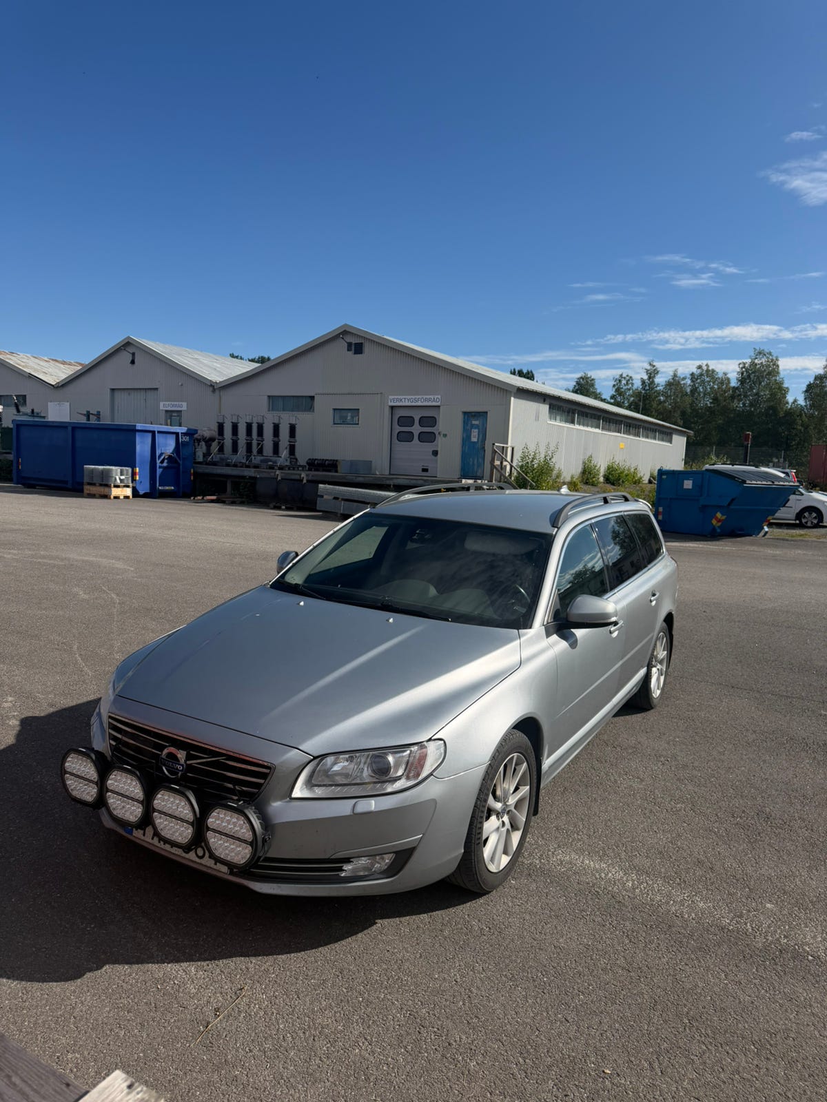 Volvo V70 2016 – bild 1 av 6