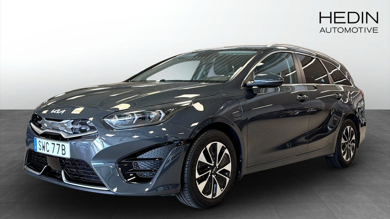 Kia Ceed 2023 – bild 1 av 9
