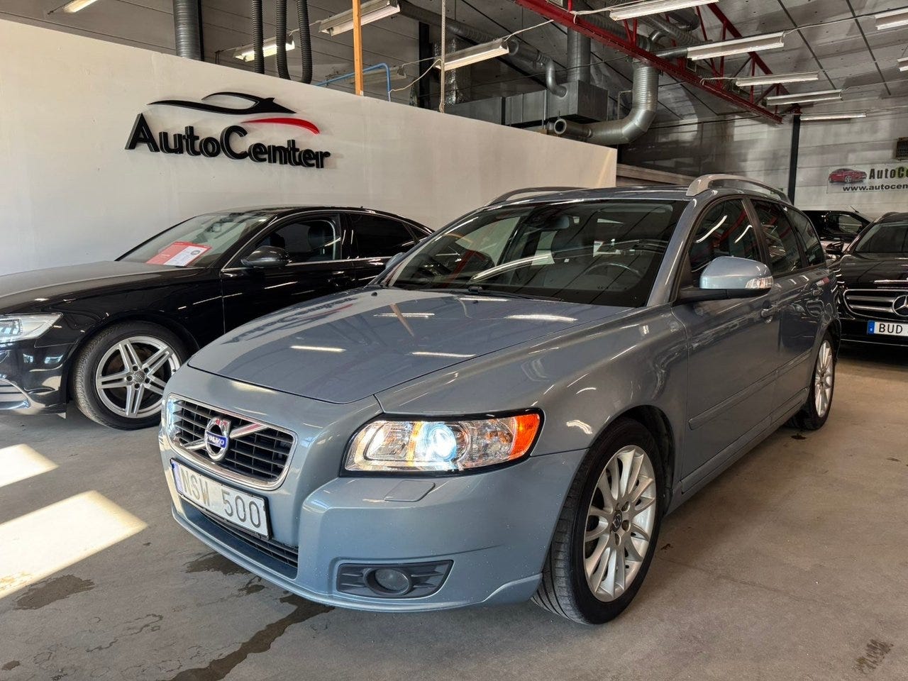Volvo V50 2011 – bild 1 av 11
