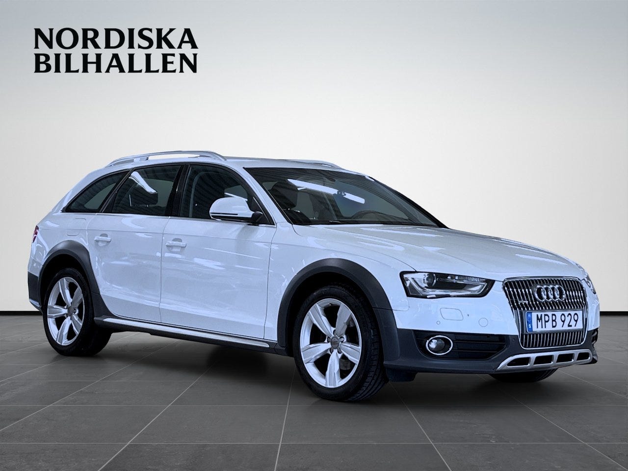 Audi A4 allroad 2015 – bild 1 av 17