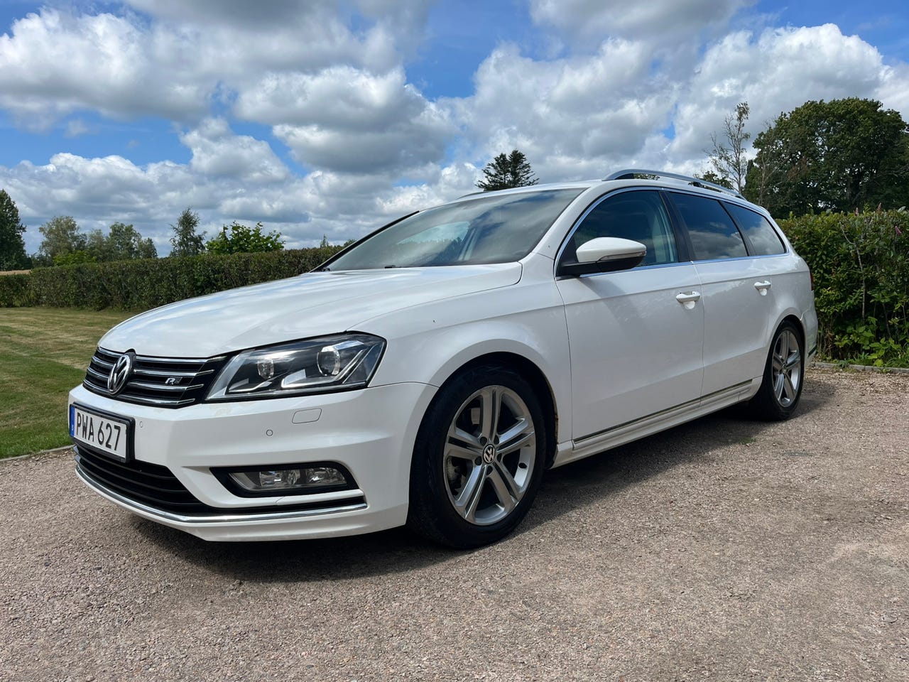 Volkswagen Passat 2014 – bild 1 av 7