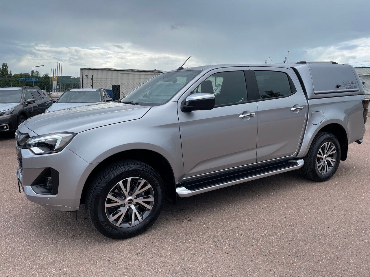 Isuzu D-max 2025 – bild 1 av 8