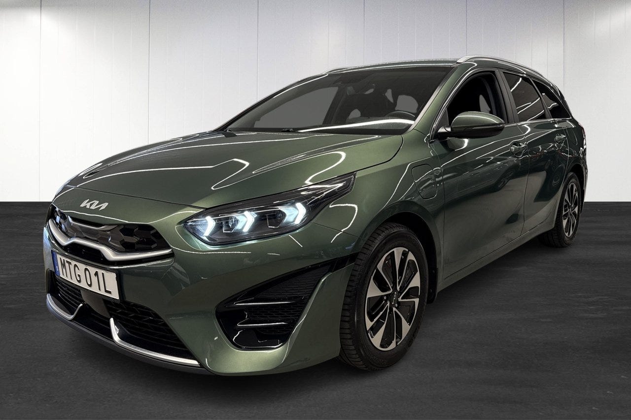 Kia Ceed 2023 – bild 1 av 9