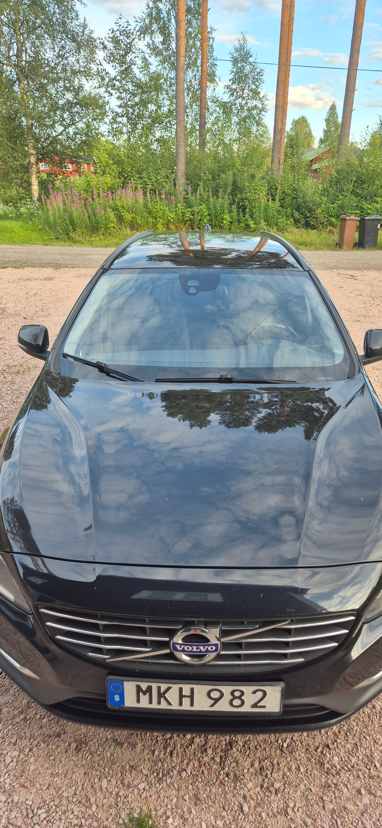 Volvo V60 2014 – bild 1 av 4