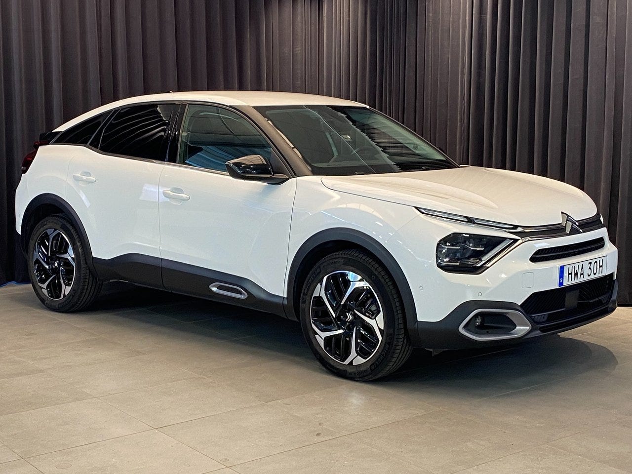 Citroen C4 2023 – bild 1 av 24