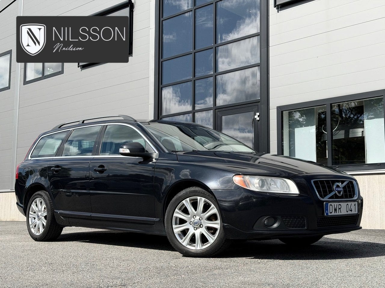 Volvo V70 2011 – bild 1 av 24